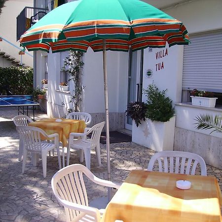Hotel Villa Tua Riccione Eksteriør billede